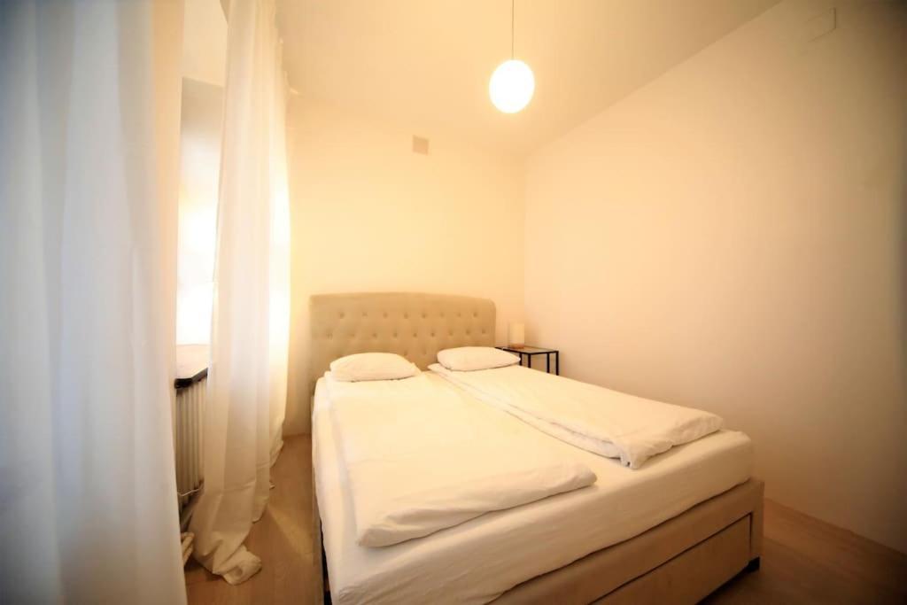 Lovely Two Bedroom In The Old Town Riga Esterno foto