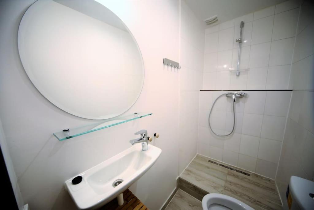Lovely Two Bedroom In The Old Town Riga Esterno foto